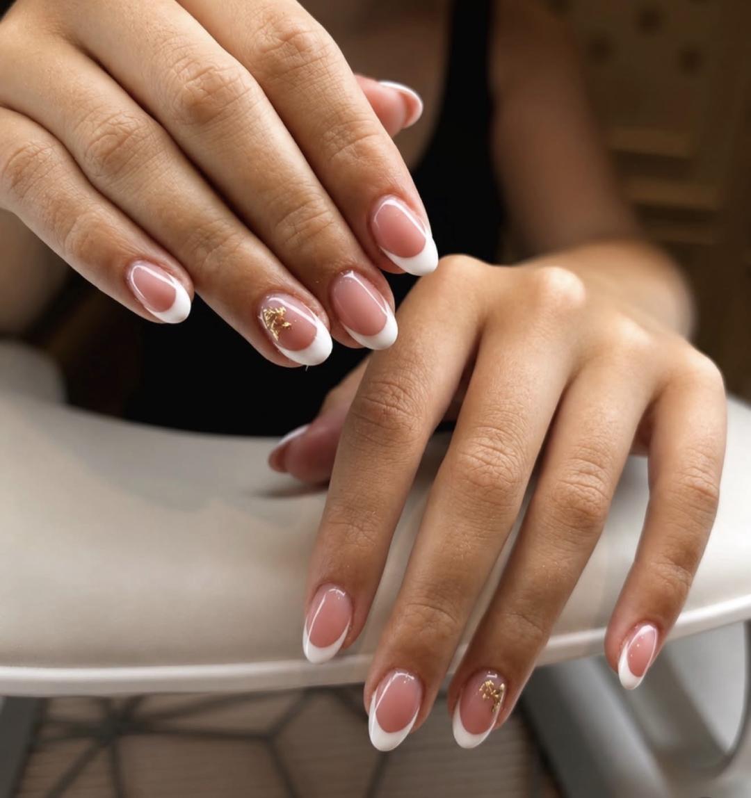 Garava Beauty Studio #banjaluka Izlivanje noktiju Izlivanje noktiju - S dužina