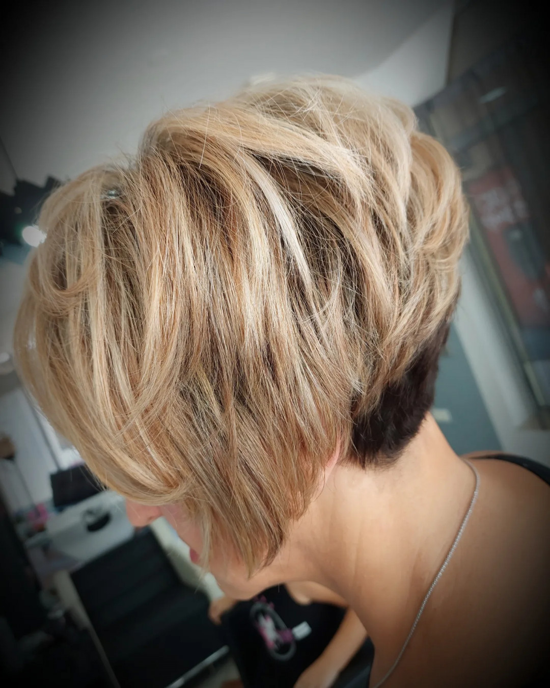 Pramenovi na foliju - kosa srednje dužine - Frisco, Sarajevo Pramenovi Frizerski saloni Pramenovi, Sarajevo, Centar - Stari Grad