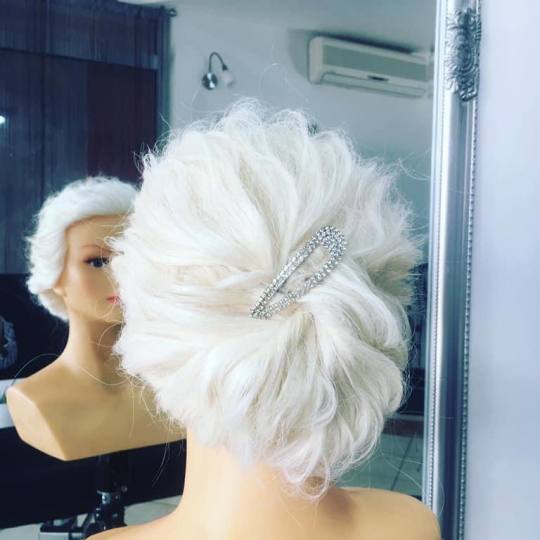 Frisco #sarajevo Svečane i frizure za svadbu Svečana frizura složena - kratka kosa