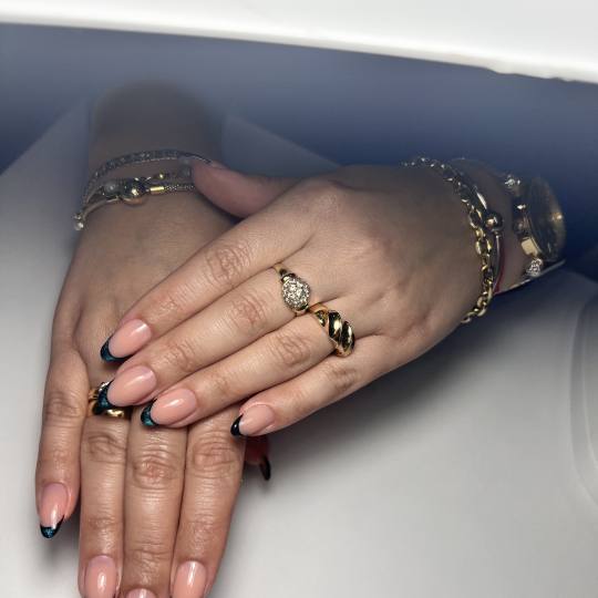 Studio ef #sarajevo Manikir Korekcija noktiju- srednja duzina