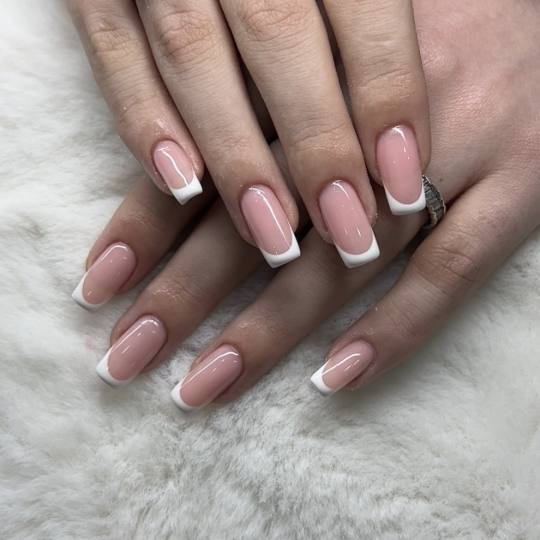 Nail Bar #sarajevo Ukrašavanje noktiju French - dugi nokti