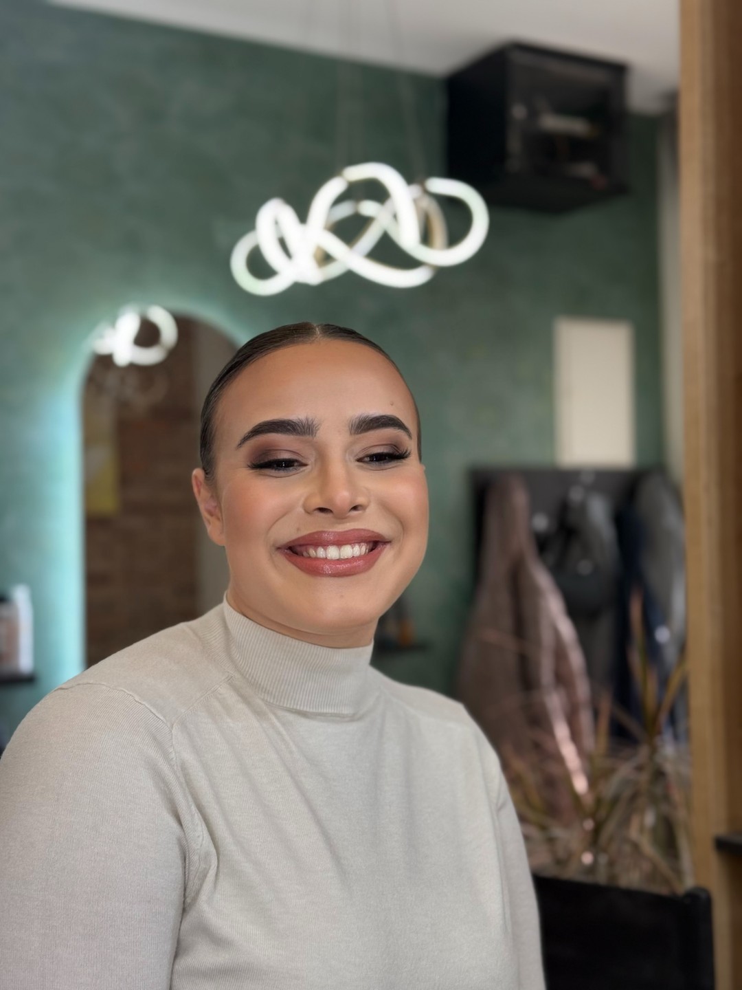 Idelle Studio #sarajevo Make-up / šminkanje Profesionalno šminkanje + vještačke trepavice - večernja šminka