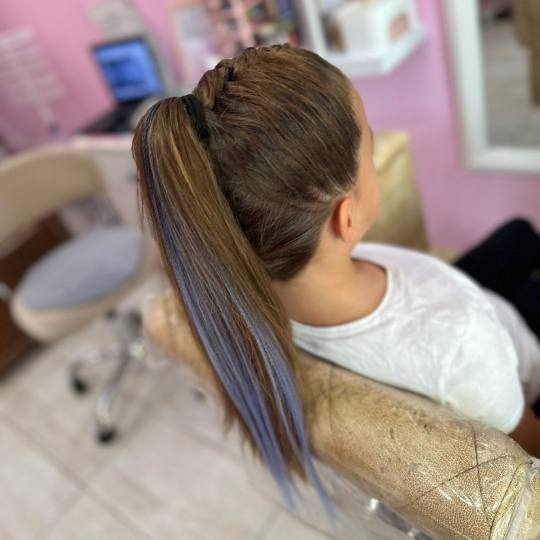 Poezija ljepote #sarajevo Pletenice, kike, punđe Pletenica - jedna Pletenice, kike, punđe