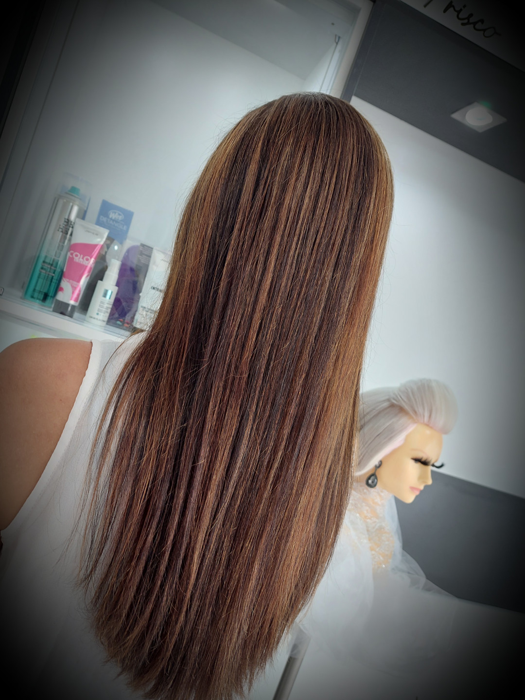 Preliv - duga kosa - Frisco, Sarajevo Farbanje kose Frizerski saloni Farbanje kose, Sarajevo, Centar - Stari Grad