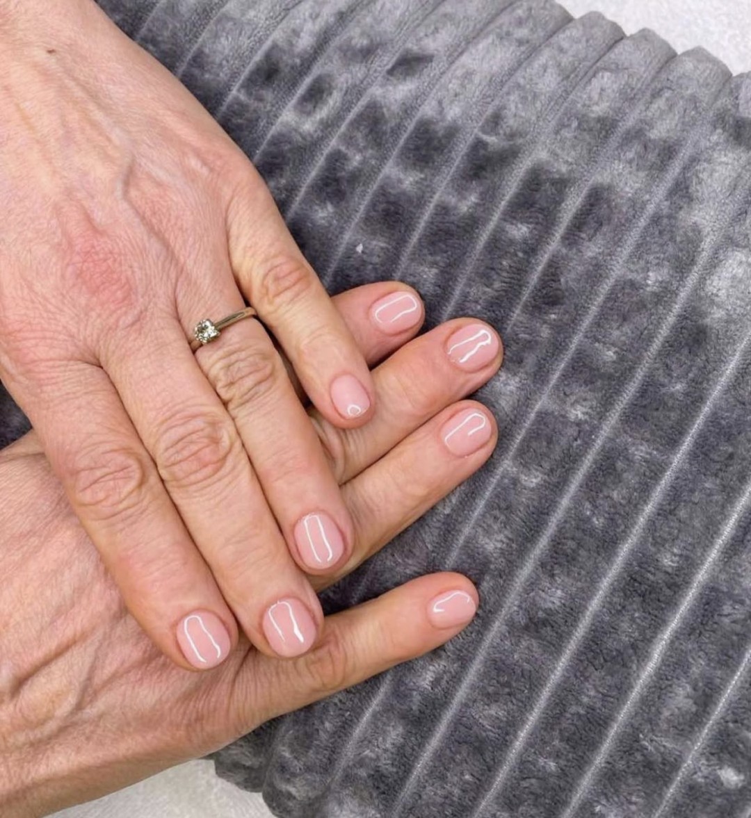 Damen #sarajevo Ojačavanje noktiju Geliranje prirodnih noktiju - ruke