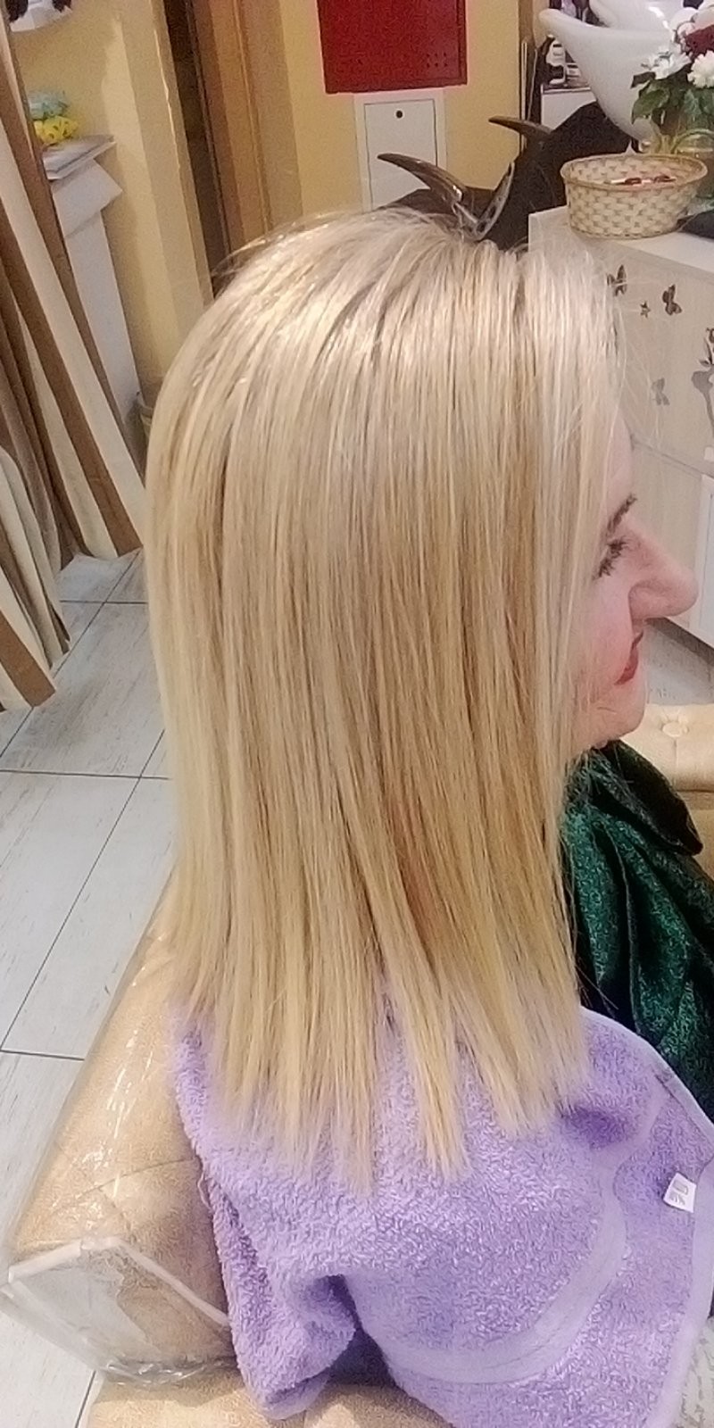 Poezija ljepote #sarajevo Feniranje i stilizovanje Pranje kose + feniranje - srednja dužina kose