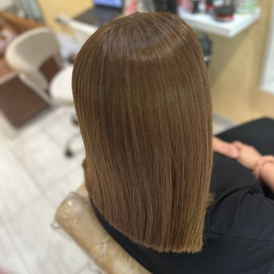 Poezija ljepote #sarajevo Farbanje kose Farbanje izrastka + žensko šišanje + feniranje na ravno -