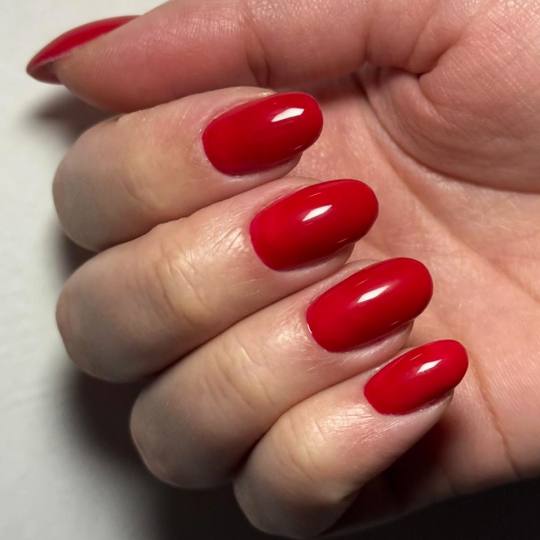 Lovely Em salon & head spa #sarajevo Ojačavanje noktiju Trajni lak/gel/rubber baza - M dužina