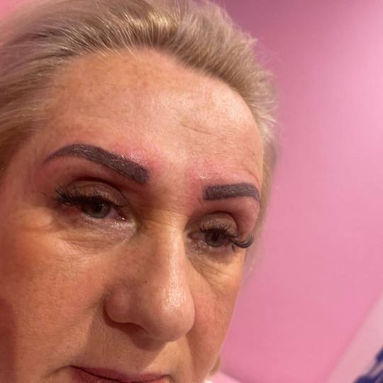 Poezija ljepote #sarajevo Trajna šminka Puder obrve