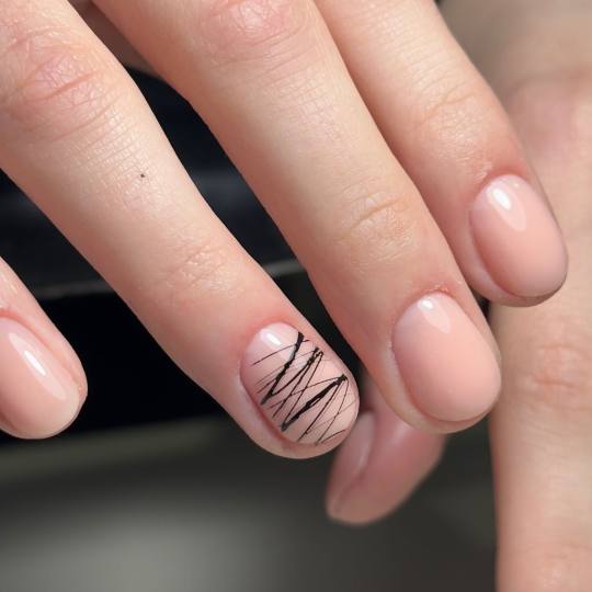 Lily Nails #sarajevo Gel lak Ojačavanje prirodnih noktiju gelom - ruke