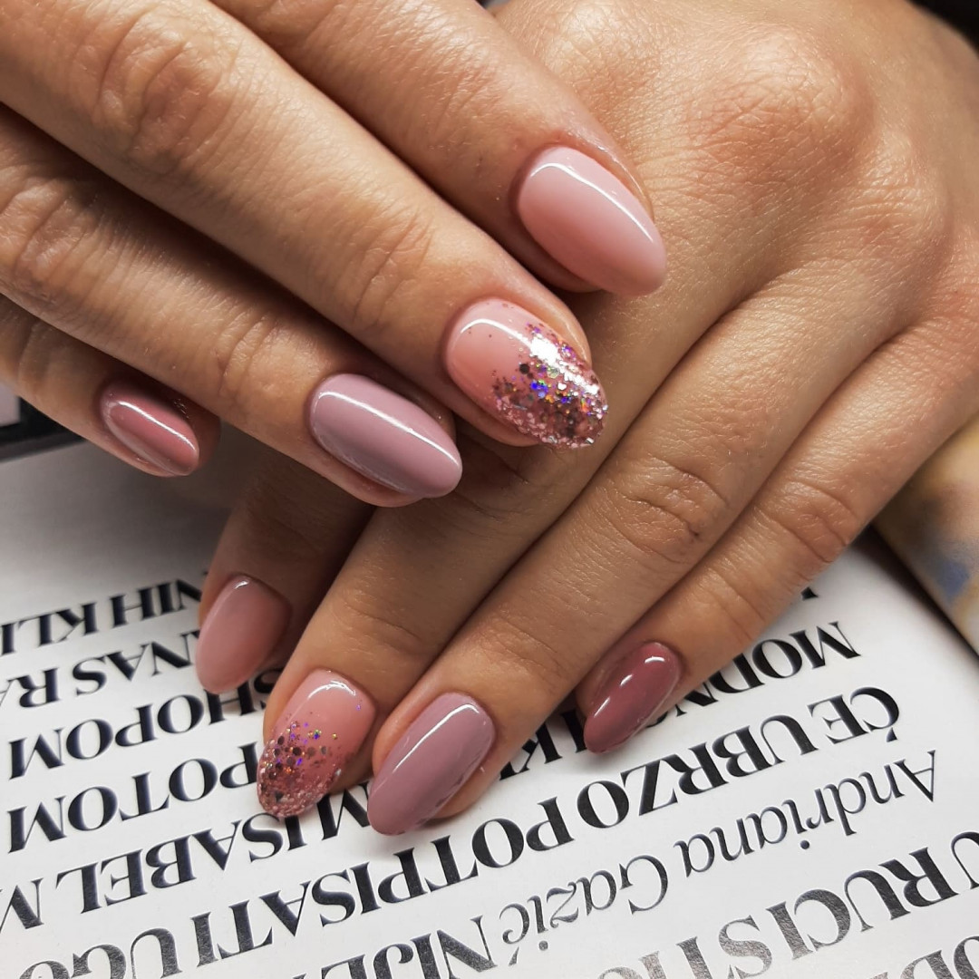 Nadogradnja noktiju tipsama - S dužina - La Vie beauty centar, Sarajevo Nadogradnja noktiju Nokti Nadogradnja noktiju, Sarajevo, Centar - Stari Grad