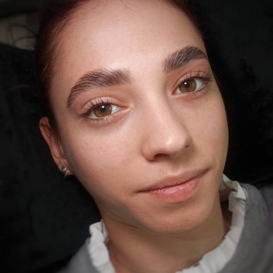 Lovely Em salon & head spa usluga