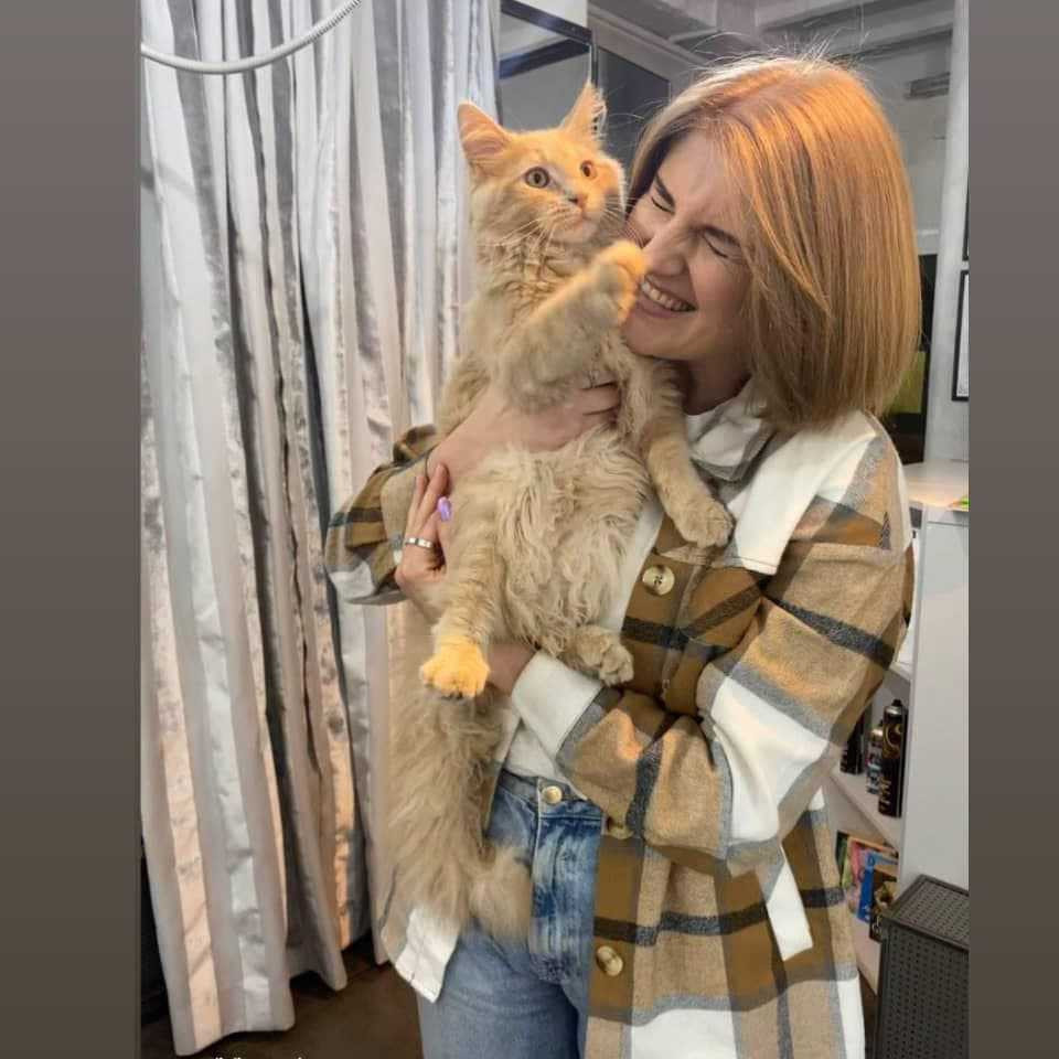 Al Qamar #sarajevo Žensko šišanje Žensko šišanje + feniranje - kosa srednje dužine