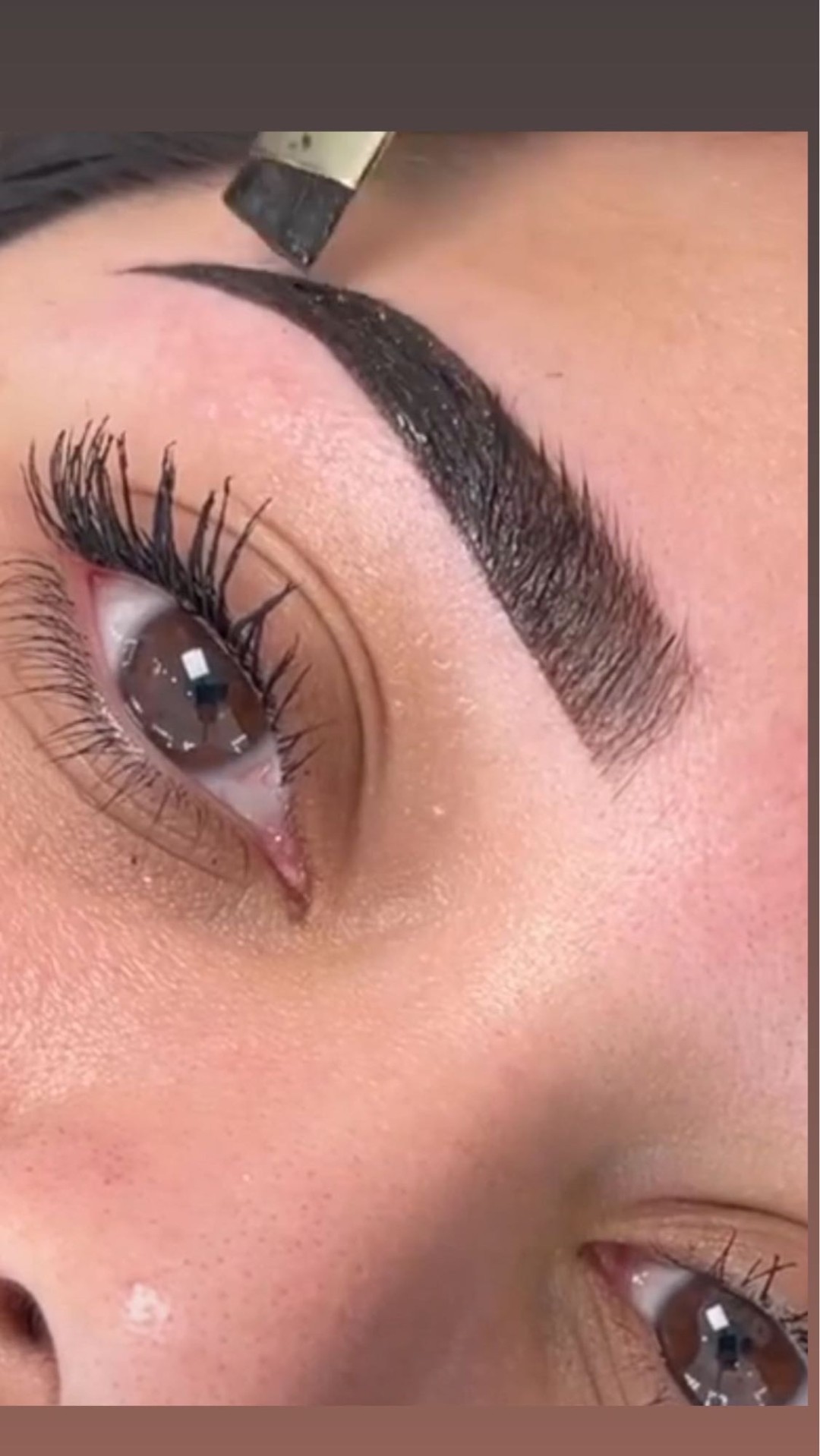 Poezija ljepote #sarajevo Obrve Oblikovanje + korekcija obrva pincetom / voskom + bojenje kanom