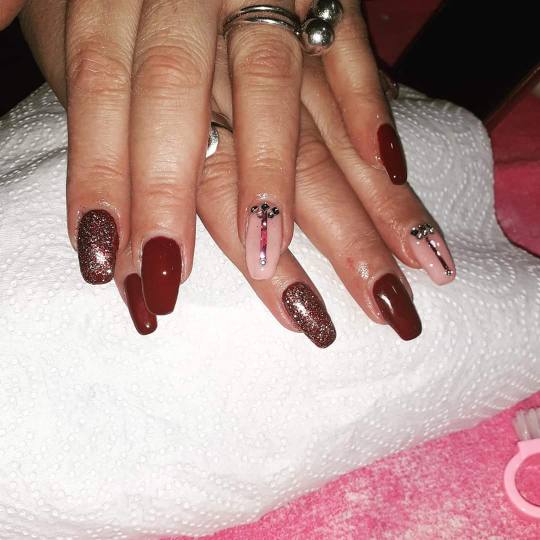 Shine - deaktivirano #sarajevo Izlivanje noktiju