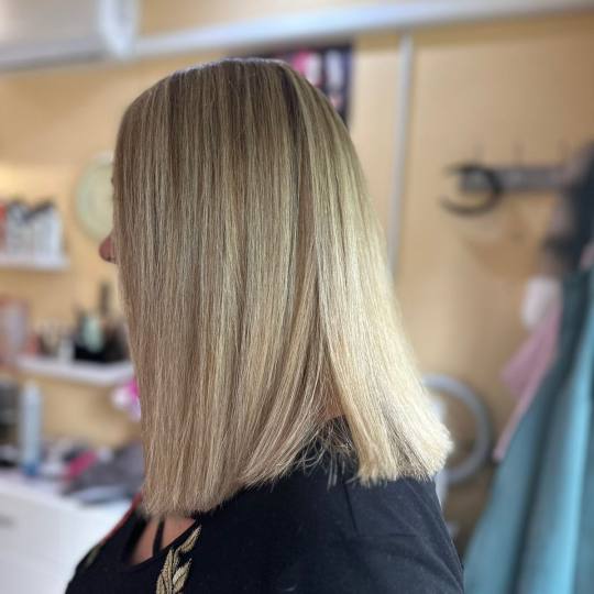 Poezija ljepote #sarajevo Pramenovi pramenovi sisanne preliv - kosa srednje dužine