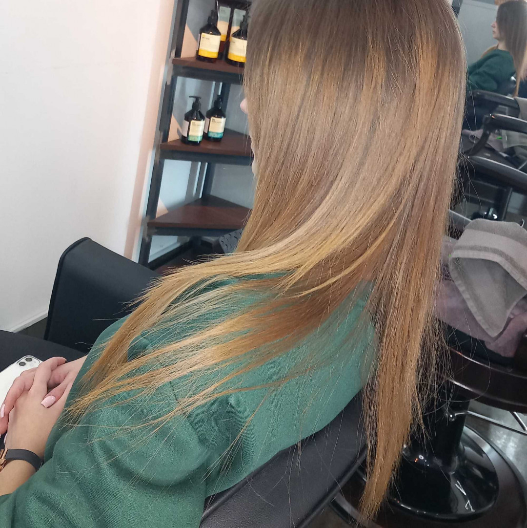 Al Qamar #sarajevo Žensko šišanje Žensko šišanje + pranje kose - ekstra duga kosa