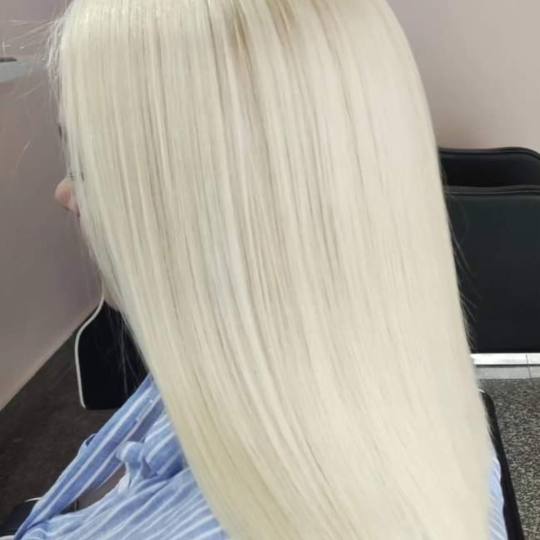 L'Amour beauty studio #sarajevo Farbanje kose Farbanje cijele dužine - kosa srednje dužine