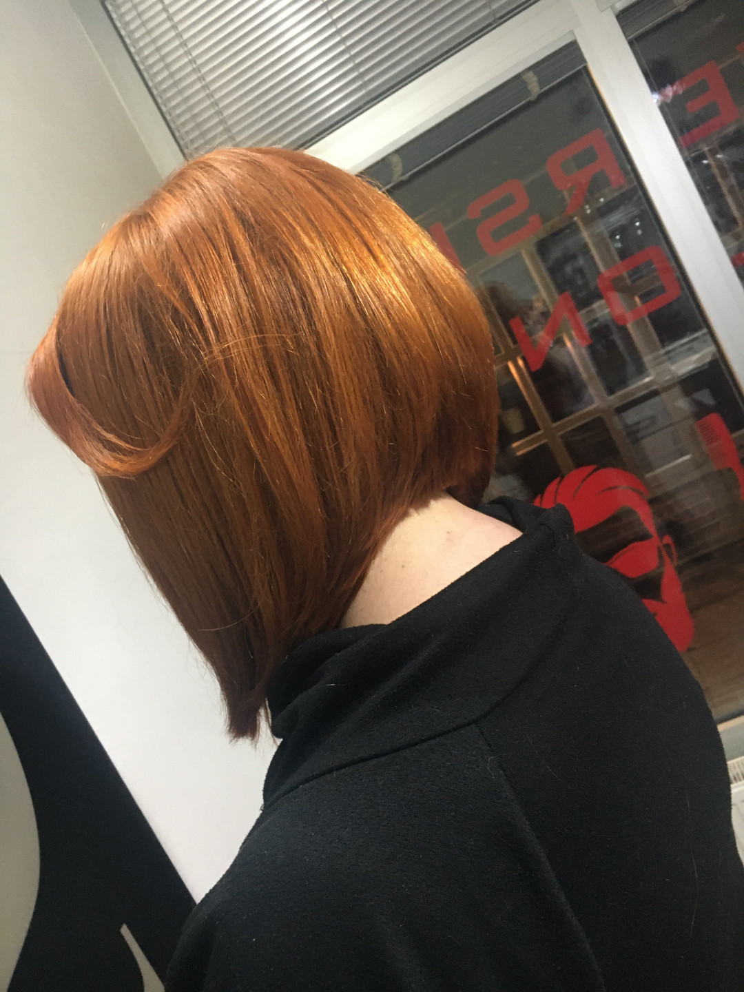 Žensko šišanje - kosa srednje dužine - Frisco, Sarajevo Žensko šišanje Frizerski saloni Žensko šišanje, Sarajevo, Centar - Stari Grad