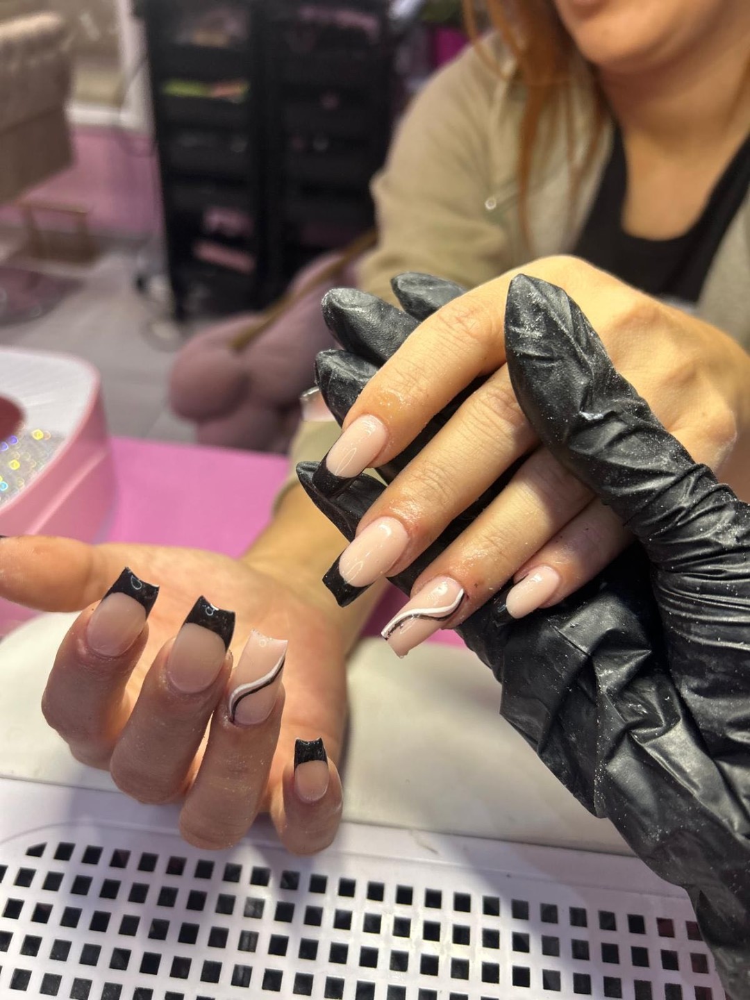 Poezija ljepote #sarajevo Nadogradnja noktiju Nadogradnja noktiju tipsama - french / ombre