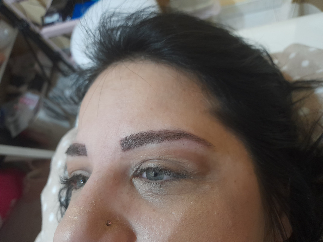 Poezija ljepote #sarajevo Trajna šminka Korekcija puder obrva