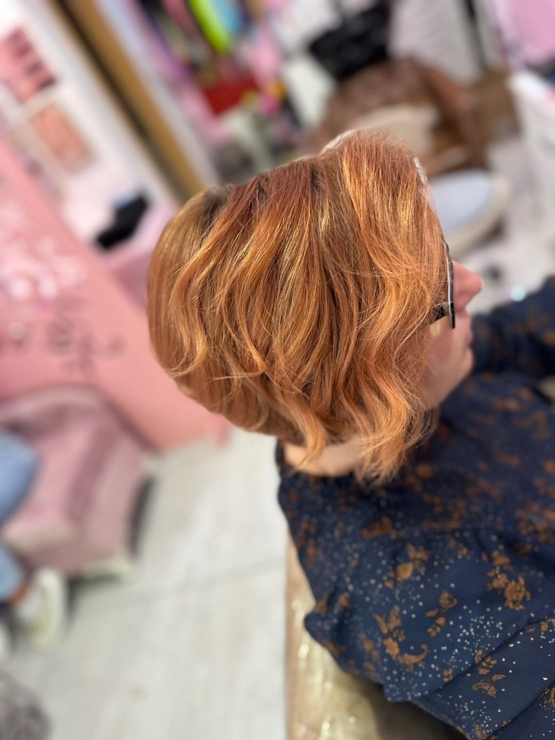 Poezija ljepote #sarajevo Farbanje kose Farbanje cijele dužine + pranje kose + feniranje - kratka kosa