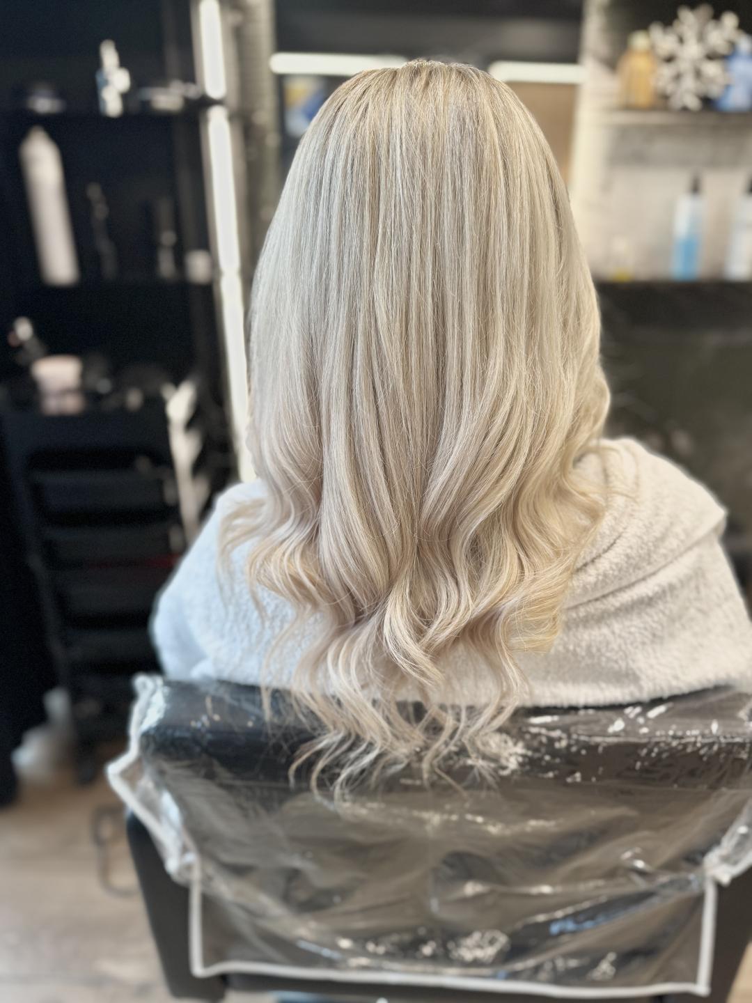 Magnifiqe beauty house #sarajevo Pramenovi Pramenovi na foliju - srednje duga kosa