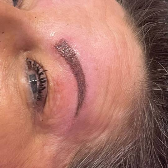 Poezija ljepote #sarajevo Trajna šminka Puder obrve