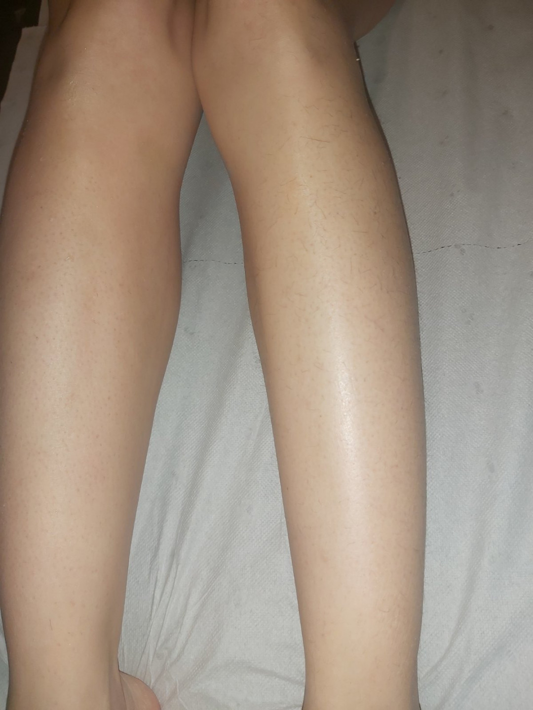 Kuća ljepote Djenna #sarajevo Depilacija šećernom pastom Depilacija pola nogu šećernom pastom