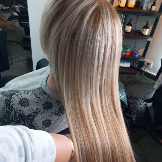 Al Qamar #sarajevo Farbanje kose Farbanje cijele dužine - duga kosa