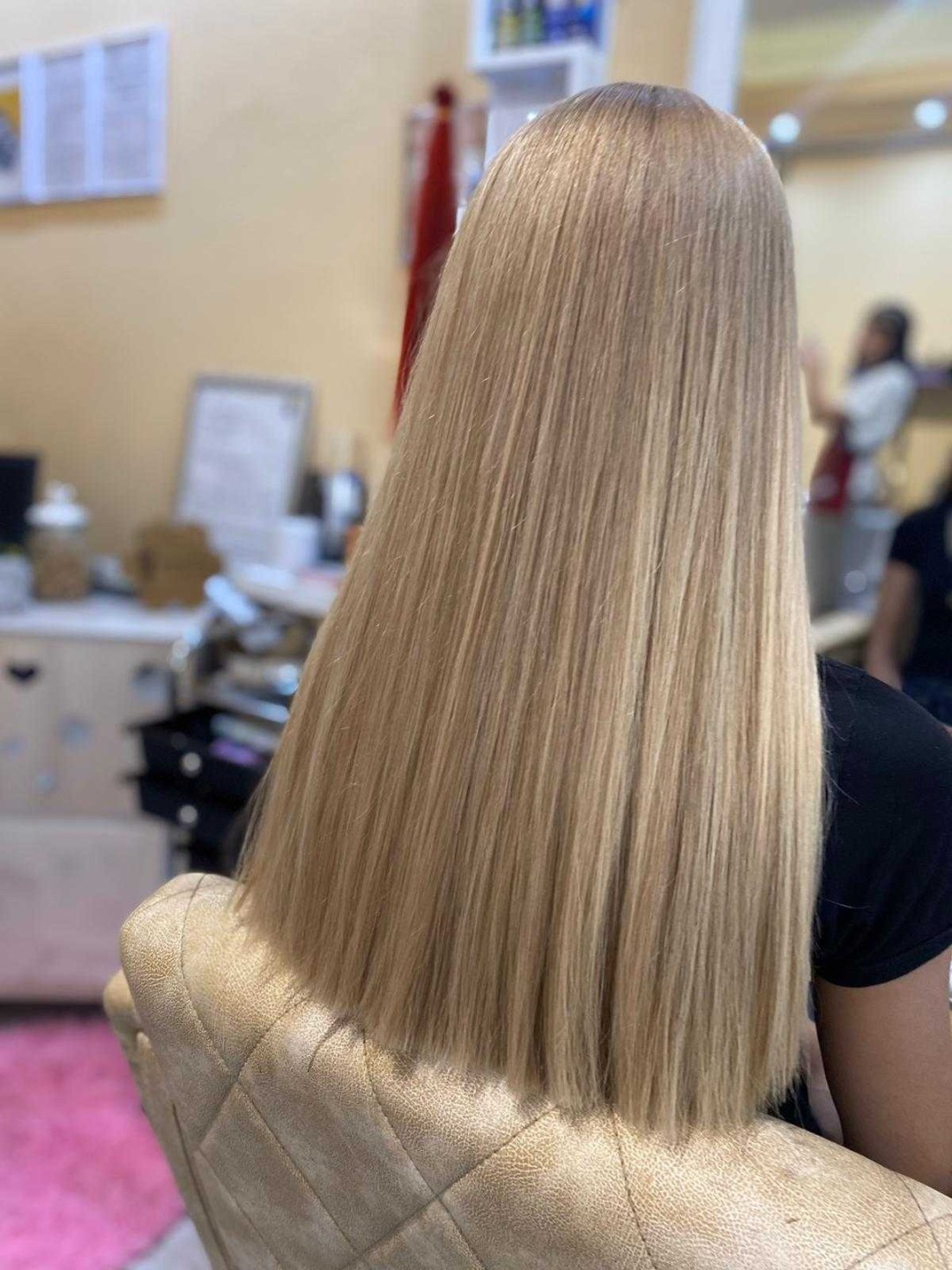 Žensko šišanje + pranje kose + feniranje - duga kosa - Poezija ljepote, Sarajevo Žensko šišanje Frizerski saloni Žensko šišanje, Sarajevo, Novo Sarajevo - Novi Grad