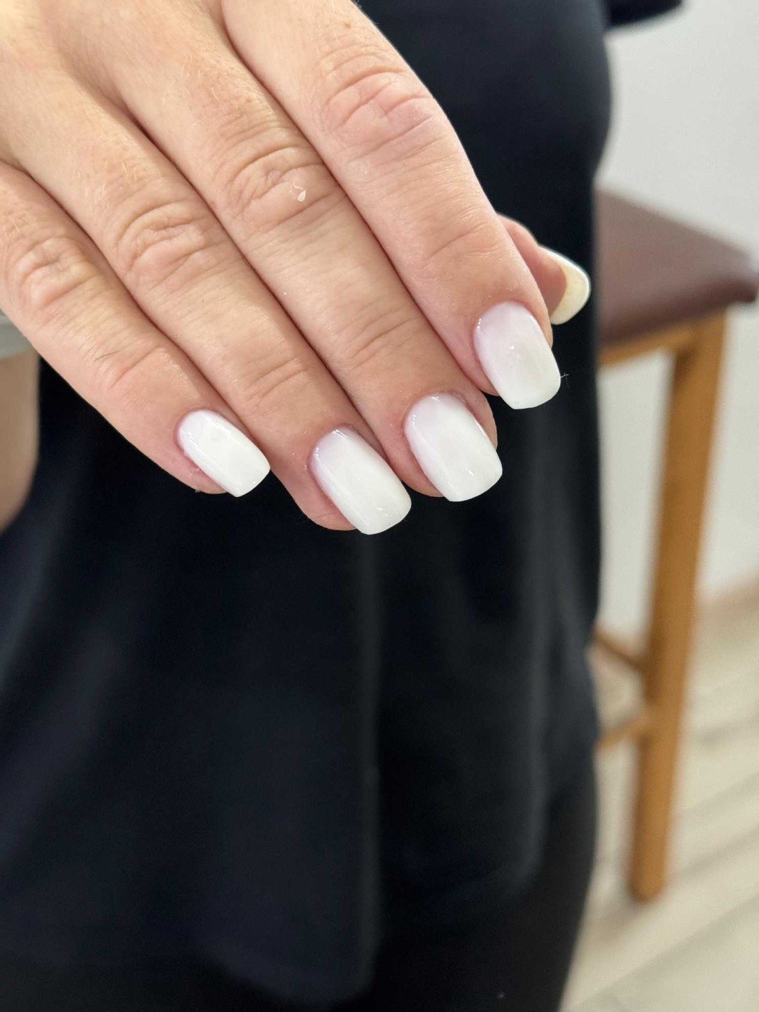 Lovely Em salon & head spa #sarajevo Manikir Korekcija noktiju - M dužina