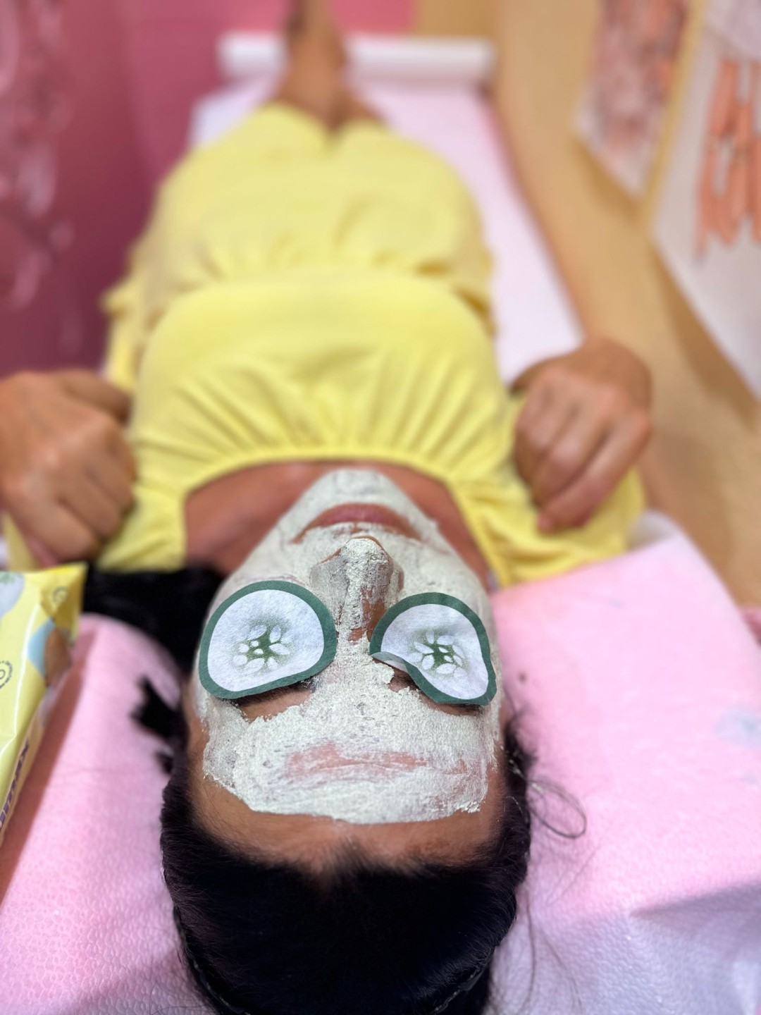 Poezija ljepote #sarajevo Piling lica Piling lica + špatula + masaža lica + maska