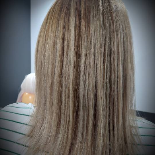 Frisco #sarajevo Farbanje kose Preliv - kratka kosa