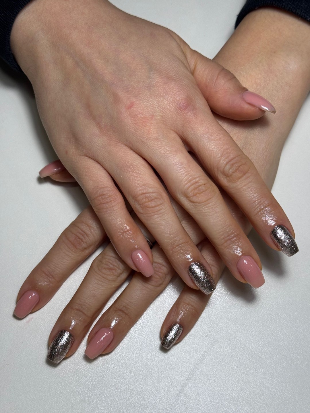 Ojačavanje prirodnih noktiju gelom - ruke - Lily Nails, Sarajevo Gel lak Nokti Gel lak, Sarajevo, Novo Sarajevo - Novi Grad