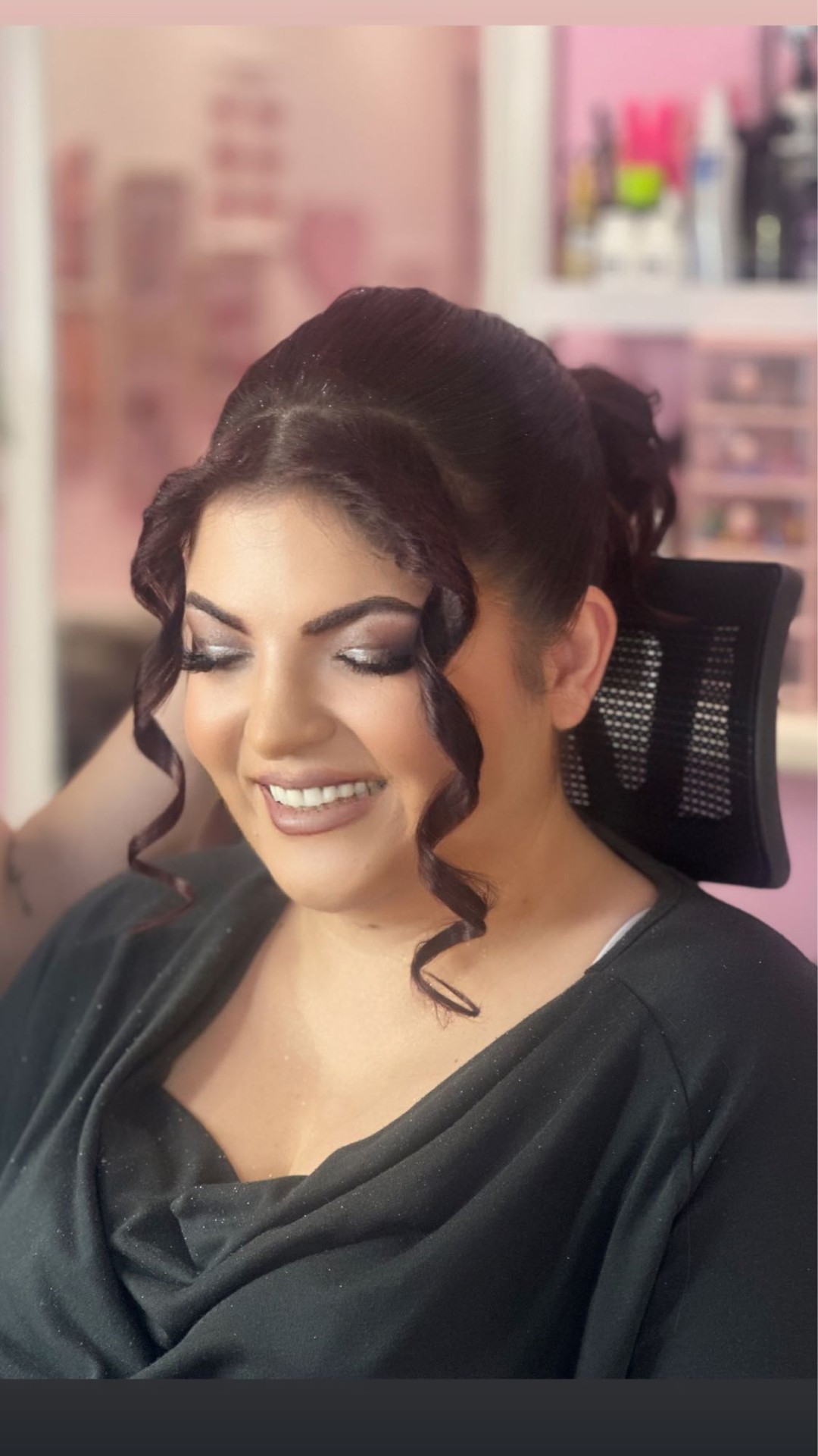 Poezija ljepote #sarajevo Svečane i frizure za svadbu Svečana frizura + profesionalno šminkanje