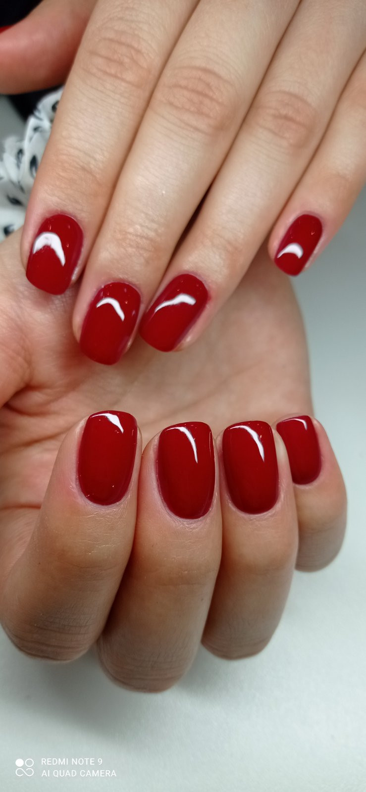 Geliranje prirodnih noktiju - La Vie beauty centar, Sarajevo Ojačavanje noktiju Nokti Ojačavanje noktiju, Sarajevo, Centar - Stari Grad