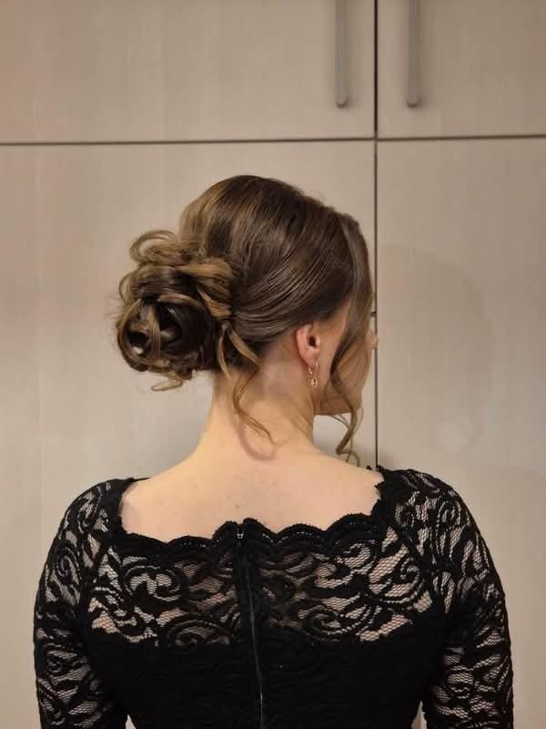 L'Amour beauty studio #sarajevo Svečane i frizure za svadbu Svečana frizura - duga kosa