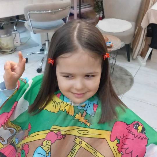 Poezija ljepote #sarajevo Dječije šišanje Dječije žensko šišanje - kratka kosa