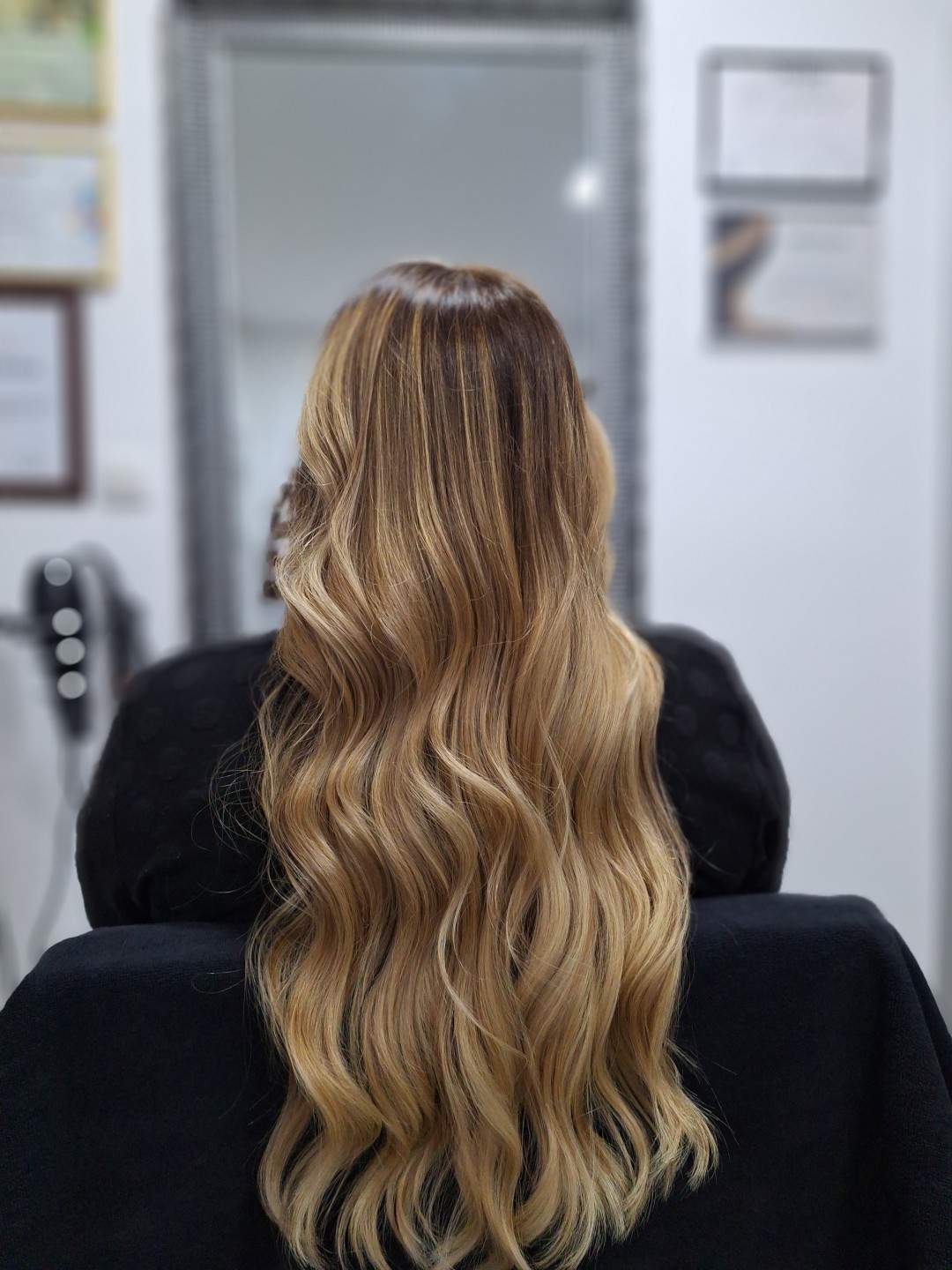 Studio S #banjaluka Farbanje kose Preliv - duga kosa