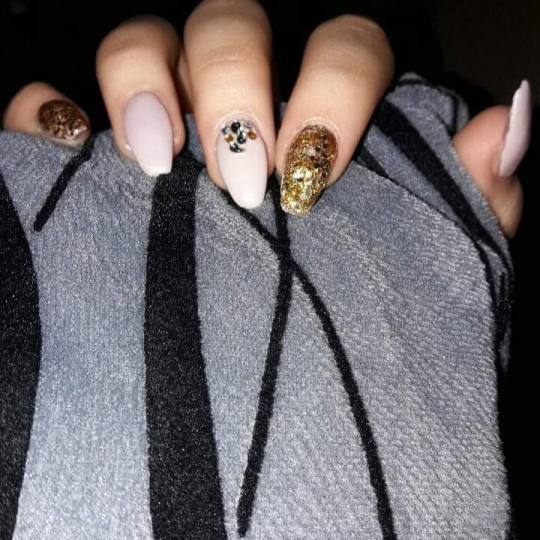 Shine - deaktivirano #sarajevo Izlivanje noktiju