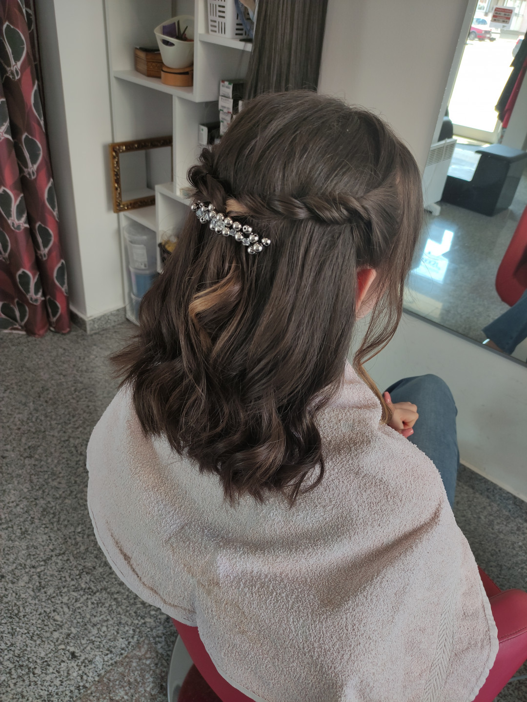 DAKKSI #sarajevo Svečane i frizure za svadbu