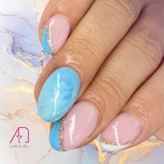 AEsthetic Bar Academy #sarajevo Ojačavanje noktiju Ojačavanje prirodnih noktiju gelom