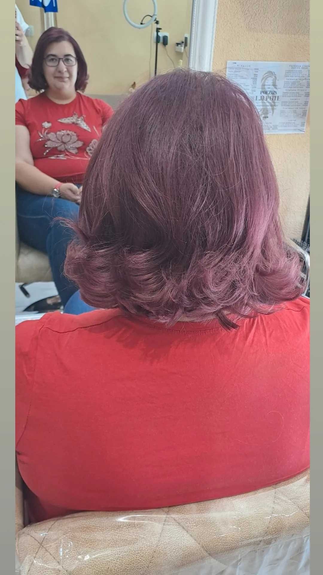 Poezija ljepote #sarajevo Feniranje i stilizovanje Pranje kose + feniranje - srednja dužina kose