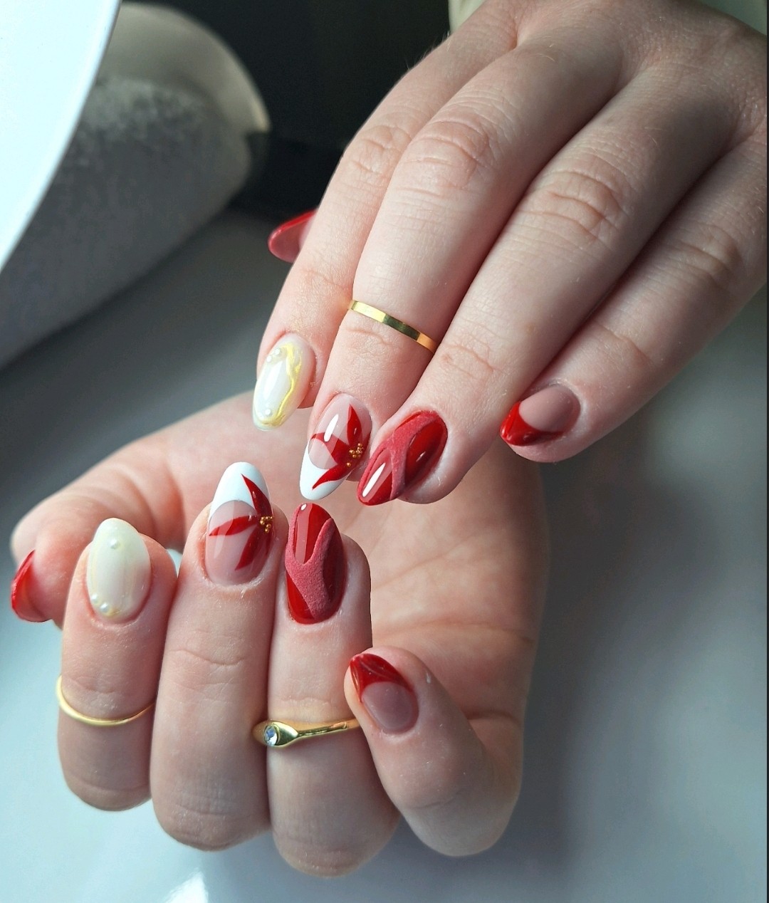 Studio S #banjaluka Izlivanje noktiju Izlivanje noktiju gelom - M dužina