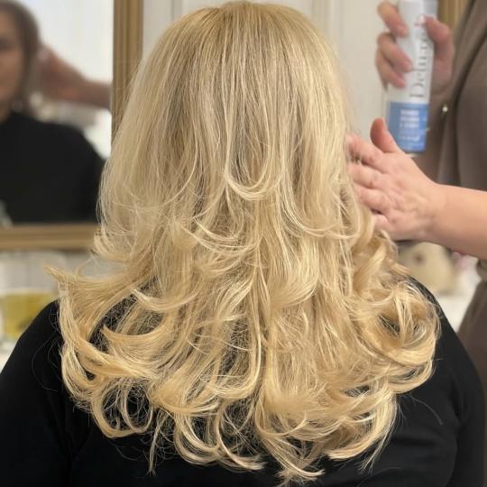 Garava Beauty Studio #banjaluka Feniranje i stilizovanje Feniranje na talase - duga kosa