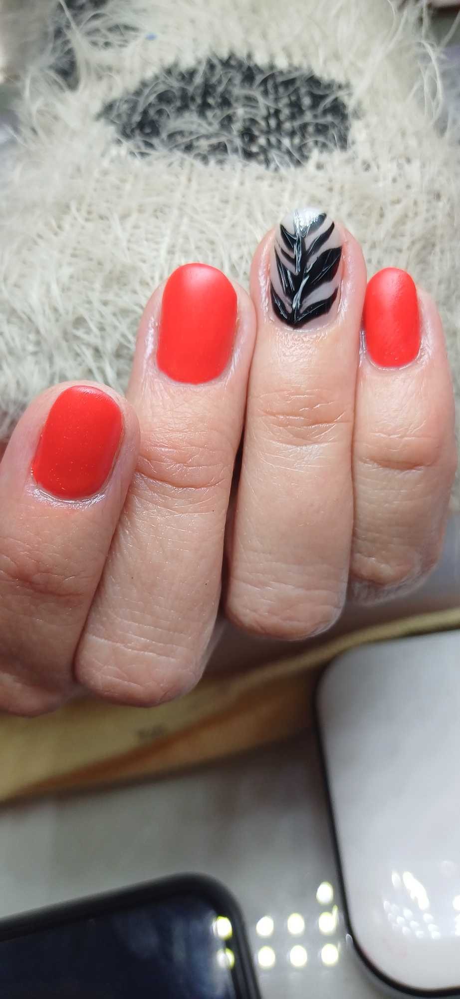 AMK #sarajevo Izlivanje noktiju Izlijevanje noktiju gelom - boja