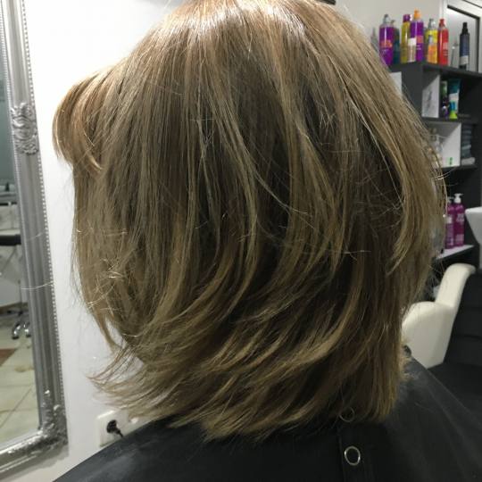 Frisco #sarajevo Žensko šišanje Žensko šišanje - kosa srednje dužine