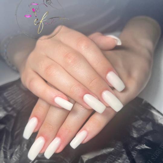 Studio ef #sarajevo Nadogradnja noktiju Nadogradnja noktiju tipsama -kratki nokti