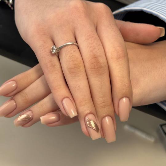 Lily Nails #sarajevo Gel lak Ojačavanje prirodnih noktiju gelom - ruke